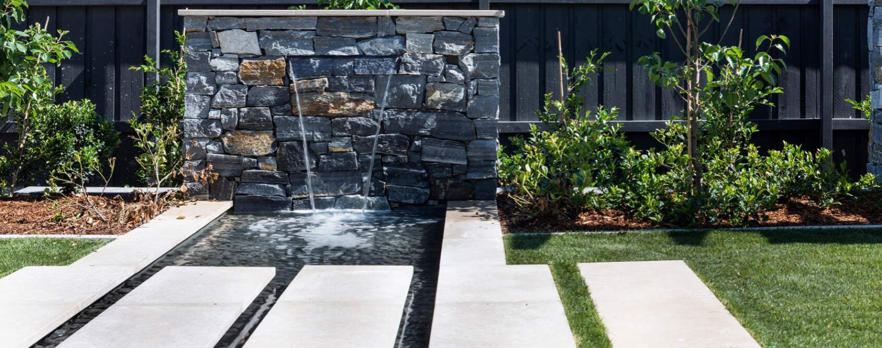 Incorporating different styles into your landscaping | MOJO Homes